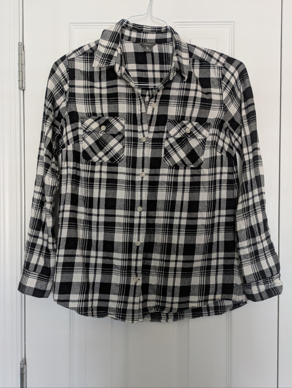 Eddie Bauer B&W Plaid Flannel Sz Small